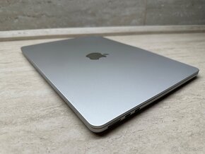 MacBook Air 13 M3 (2024) 16 GB / 512 GB, záruka: 8.11.2025 - 6