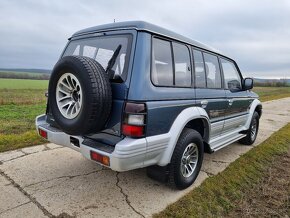 Mitsubishi Pajero 2,5Td ..Superselect. 4x4 - 6