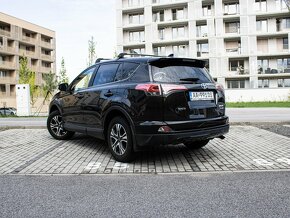 Toyota Rav 4 Hybrid - 6