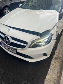 Predam havarovane auto Mercedes A180 - 6