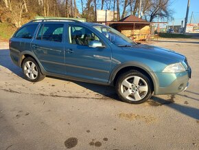 Škoda octavia scout 2.0 TDI 4x4 - 6