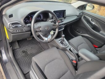 predám Hyundai i30 Family CW 1.5 T-GDi mHEV DCT Automat - 6