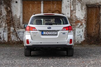 Subaru Outback 2.0 D Comfort - 6