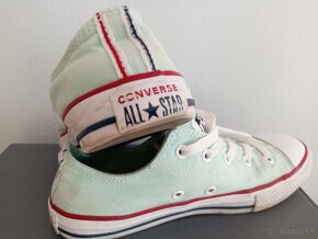 Moon Boot, Converse, Tommy Hilfiger - 6