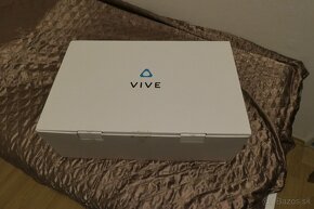 Htc vive pro (samotne okuliare) - 6