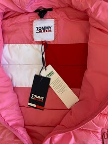 dámska zimná prešívaná bunda tommy hilfiger M - 6