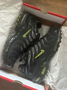 Nike Air Max Plus TN Black Volt - 6