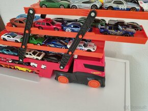 Predám HOTWHEELS kamión na 50ks áut - 6