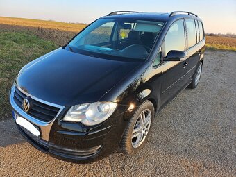 VOLKSWAGEN TOURAN 1.9TDI ŠPORT 77KW BXE  2009R.V. - 6