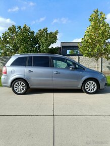 Opel Zafira B 1.9 CDTI 7 miestne - 6