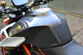 KTM 1290 SUPER DUKE R - 6