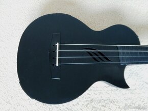 Predam koncertne ukulele Cascha Carbon Fibre. - 6