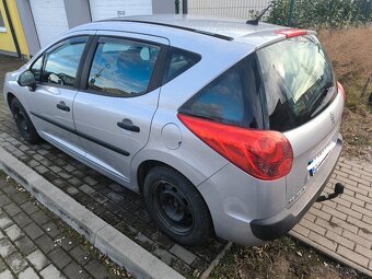 Peugeot 207SW - 6