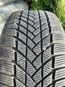 zimné 235/45 R17 - 8mm - 2022 - 6