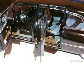 Predam Cadillac Series 75 Limousine 1959 1:18 - 6