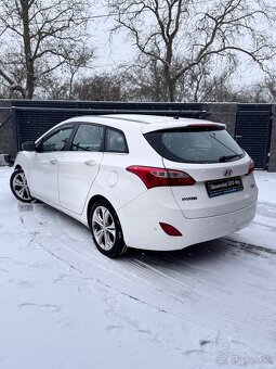 Hyundai i30 1.6Crdi facelift - 6