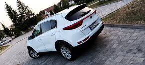 Kia Sportage 2.0 CRDI 100-KW 4x4 - 6