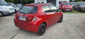 Toyota Yaris 1.0i kupene v SR 2013 - 6