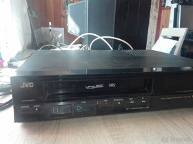 VHS videoprehrávače a videorekordéry. AIWA. JVC. Panasonic. - 6