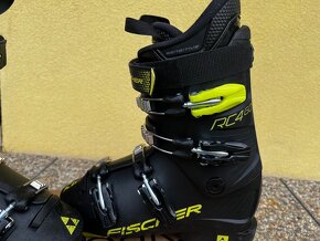 Lyžiarky Fischer RC4 JR Flex 60 vl. 25,5 - 6