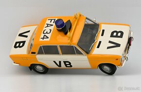 LADA 2103 VB - 1:18 - 6