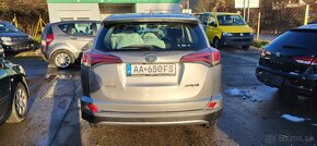 Toyota Rav4 -2.0 diesel rok 2018 - 6