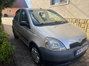 Toyota Yaris 1.0 5dv 50kw 2002 - 6