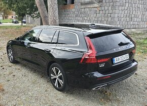 Volvo V60 D3 Momentum Pro - 6