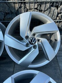 ✅ 5x112 r17 richmond golf seat octavia - 6