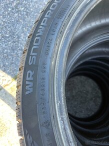 235/40 R19 Nokian - 6