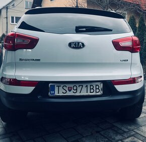 KIA Sportage 1.7 CRDi VGT 2WD EX - 6