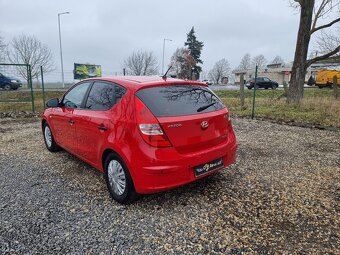 Hyundai i30 1.6 CRDi - 6