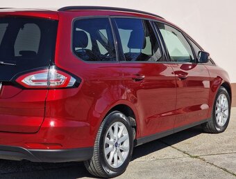 Ford Galaxy 2.0TDCi 150 Titanium A/T8 110KW SR Prvý majiteľ - 6