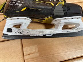 Brankarske brusle CCM SUPERTACKS AS3 PRO SR. - 6