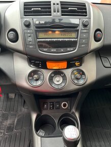 Predám Toyota Rav4 2.2 Disel 110 Kw - 6