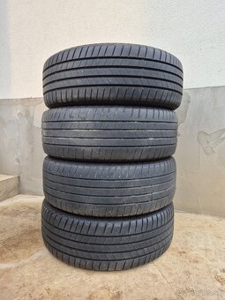 Predaj pneumatik značky Bridgestone 215/60 R16 - 6