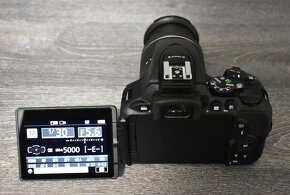 Nikon D5600 s novymi objektívmi AF-P - 6