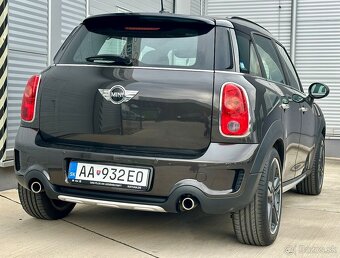 MINI Countryman Cooper S ALL4 2015 140 kW - 6