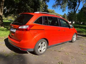 ford grand C-max- 7 miestne, 7 miestny - 6