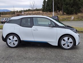 BMW i3 REX 60ah 55200km strešné okno - 6