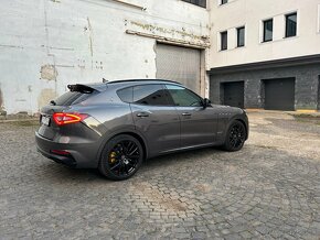 Maserati Levante - 6