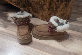 UGG W Funkarra Cabin Cuff - 37 - 6