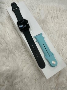 Apple watch series 5 /44MM - 6