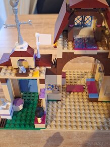 Lego Friends 41126 Jazdecký dvor - 6