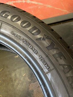 Zimne Pneu GoodYear 235/55 R18 104H Dot:2021 - 6