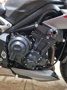 Triumph Street Triple 765 RS - 6