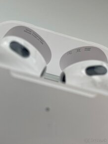 AirPods 3 gen Pôvodná cena 120€ - 6