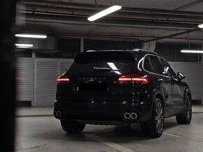 Porsche Cayenne S 4.2 d FL - 6