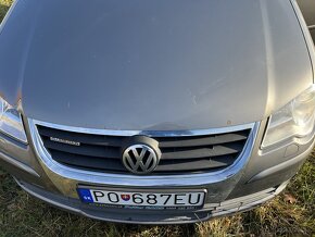 Predám VW Touran 1,9TDi (M6) - 6