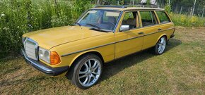 Mercedes w123 kombi (T123) 300D - 6